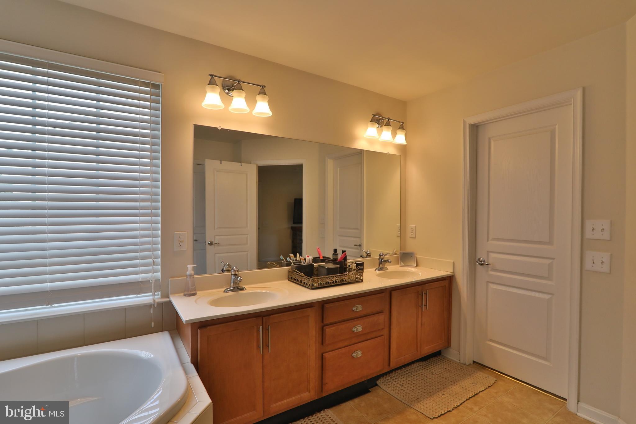 8882 Pathfinder Road Breinigsville, PA 18031 - Photo 40 of 61 Gallery Image 40