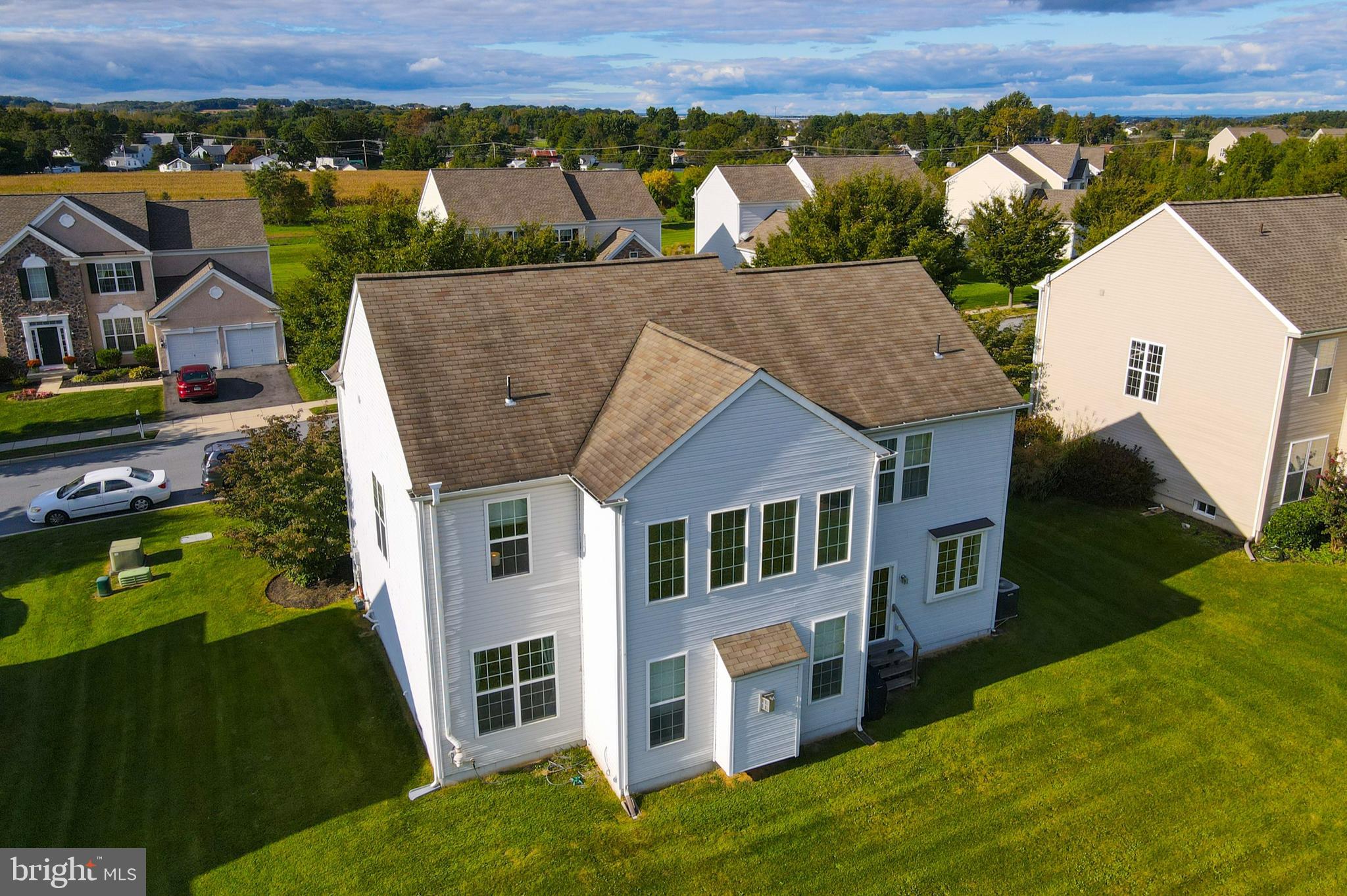 8882 Pathfinder Road Breinigsville, PA 18031 - Photo 7 of 61 Gallery Image 7
