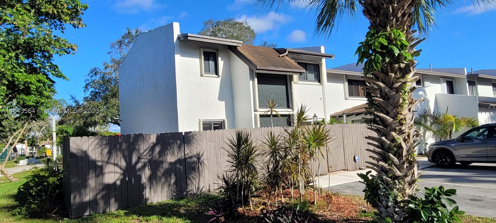 a view of a house with a plants