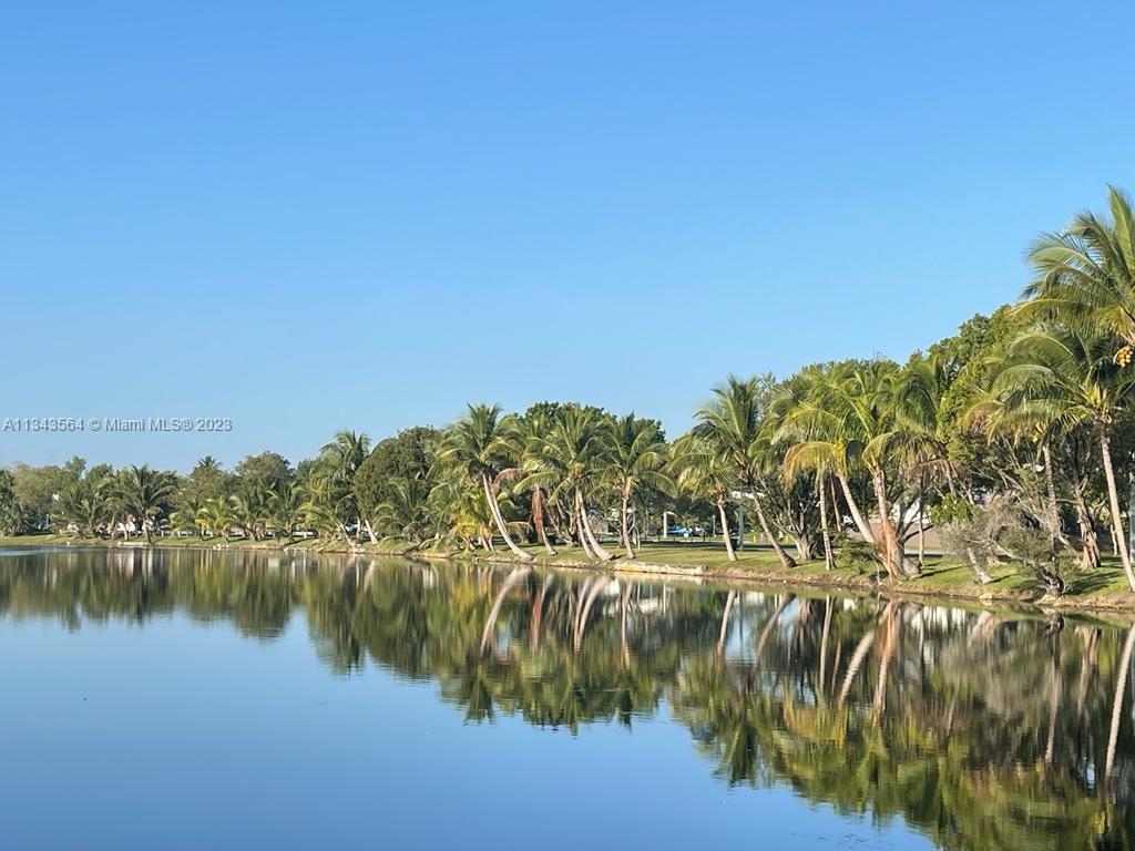 Snapper Creek Townhouses Miami, FL 33173 - Photo 22 of 22 a view of lake