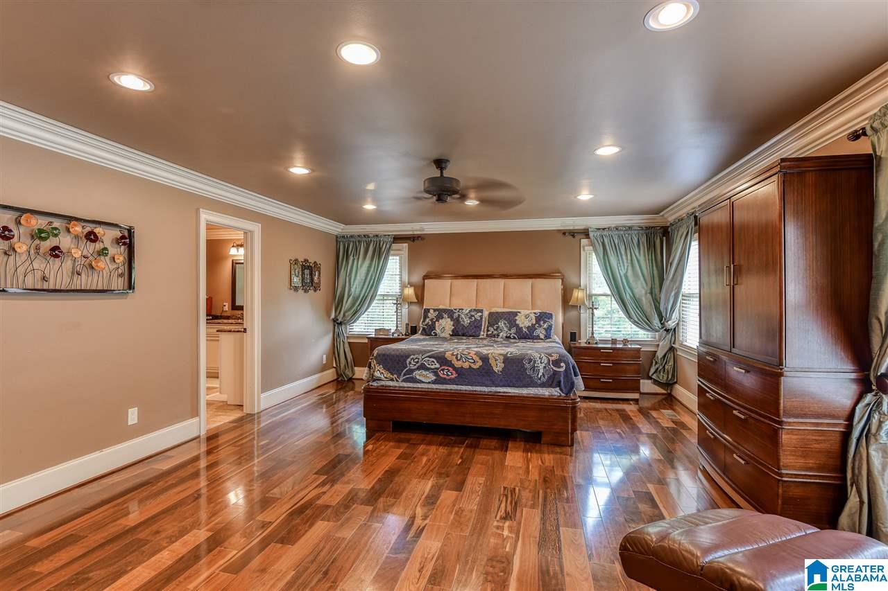 250 Indian Trail Road Pelham, AL 35124 - Photo 20 of 50