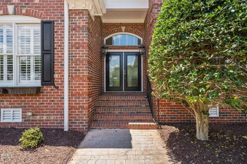 $675,000 | 5616 Maggie Run Lane, Fuquay-Varina, NC 27526