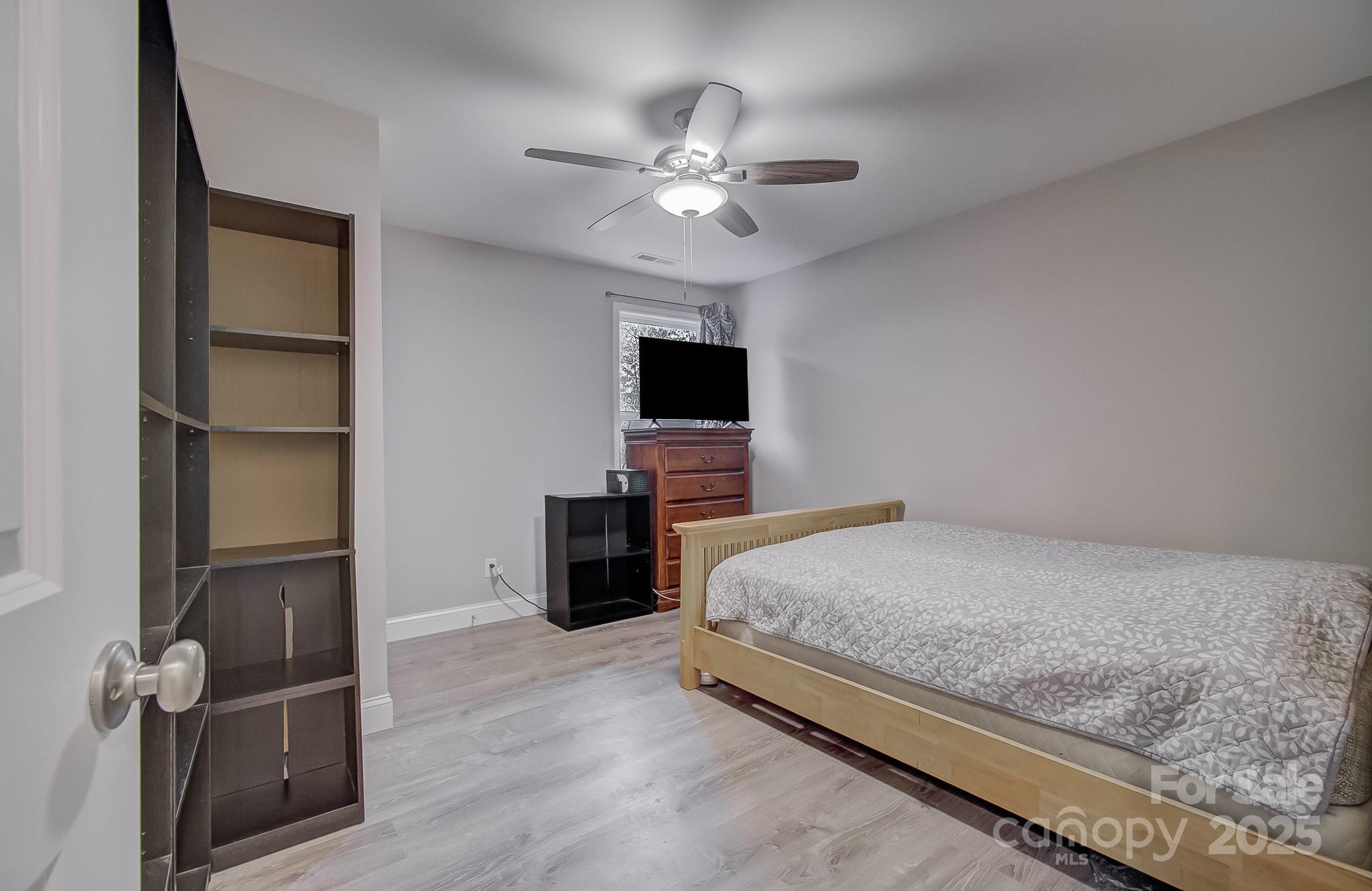 1051 Sharon Ridge Road Fairview, NC 28730 - Photo 14 of 23 Gallery Image 14