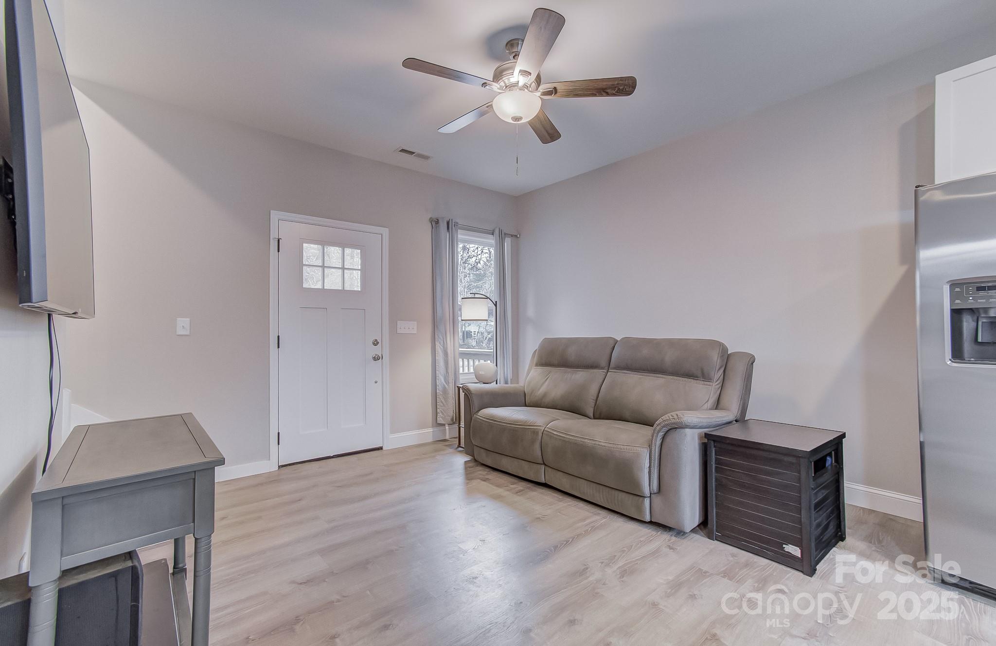 1051 Sharon Ridge Road Fairview, NC 28730 - Photo 6 of 23 Gallery Image 6