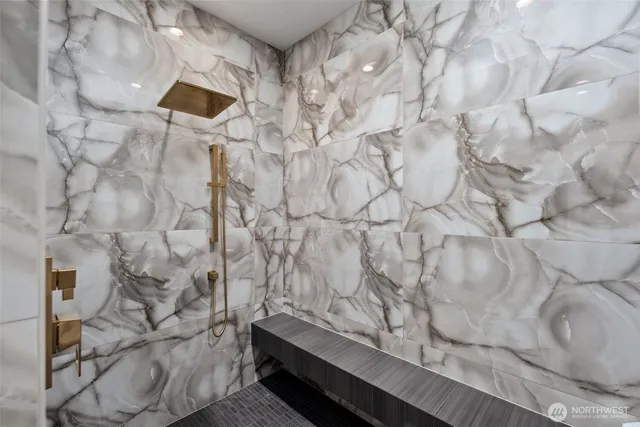 $1,275,000 | 169 East Driftwood Shores Road, Camano Island, WA 98282