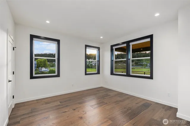 $1,275,000 | 169 East Driftwood Shores Road, Camano Island, WA 98282