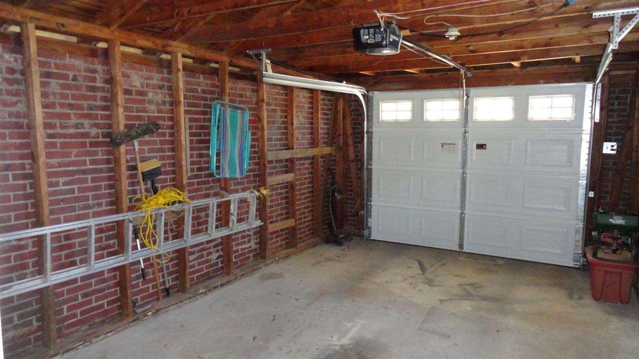 300 East Broad Street Anderson, SC 29621 - Photo 32 of 36