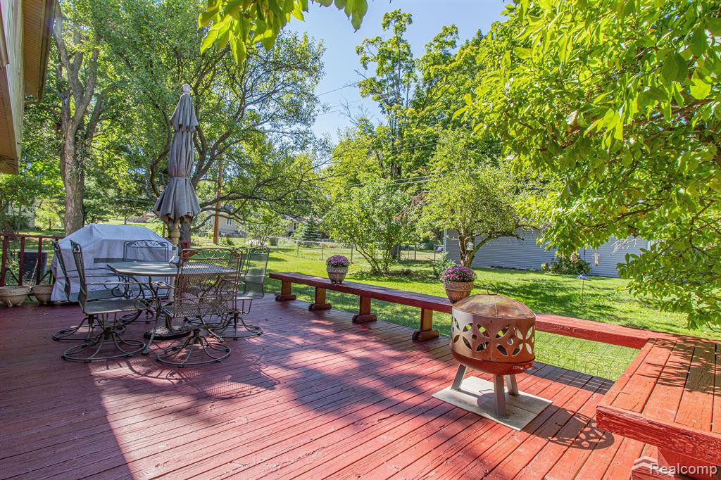1243 Shenandoah Drive Rochester Hills, MI 48306 - Photo 7 of 40