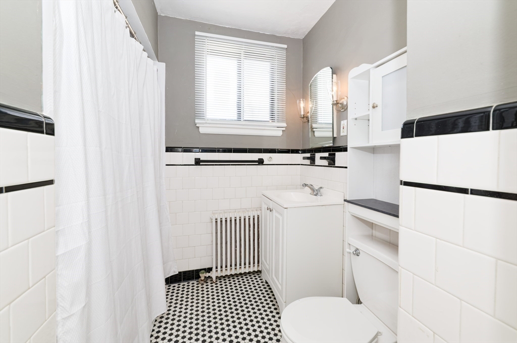 20 Ashland Street, Unit 3L Worcester, MA 01609 - Photo 16 of 24