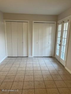 2510 Pass Road, Unit 102 Biloxi, MS 39531 - Photo 6 of 8 Double Closets