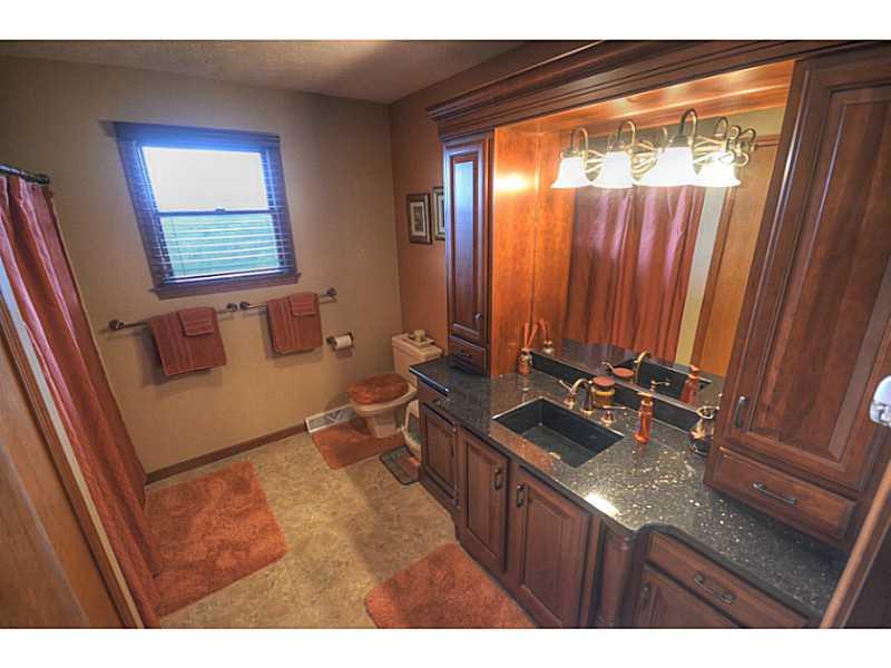 179 Cedar Ridge Drive Monaca, PA 15061 - Photo 18 of 24 Full Bath.