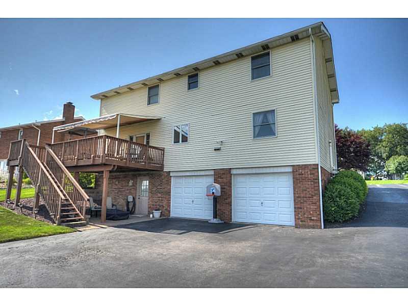 179 Cedar Ridge Drive Monaca, PA 15061 - Photo 23 of 24 Exterior Back.