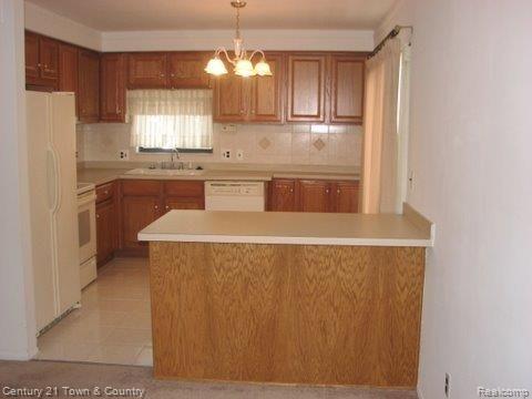 32969 Cedar Ridge Court, Unit 36 Warren, MI 48093 - Photo 9 of 14 IMG_0512