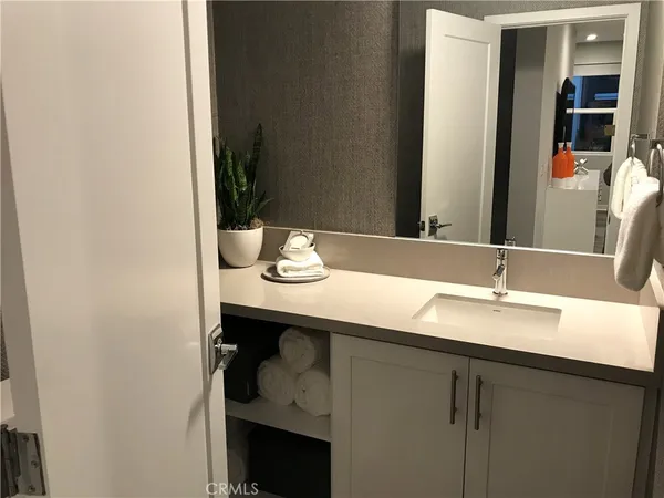 $4,200 | 2288 Synergy, Irvine, CA 92614
