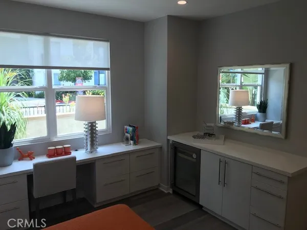 $4,200 | 2288 Synergy, Irvine, CA 92614