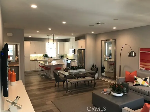 $4,200 | 2288 Synergy, Irvine, CA 92614
