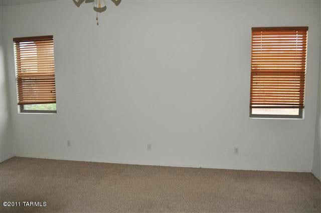 5726 West Desert Portal Road Tucson, AZ 85735 - Photo 9 of 25