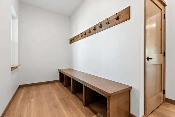 $694,900 | 1650 Sweetbriar Way Green, Green Bay, WI 54311