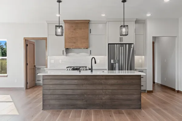 $694,900 | 1650 Sweetbriar Way Green, Green Bay, WI 54311