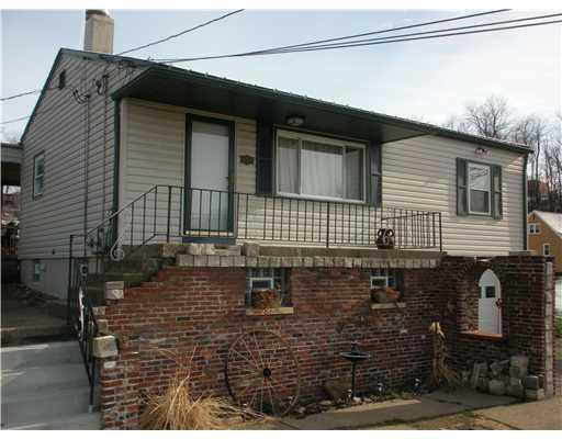 824 Monaca Road Monaca, PA 15061 - Photo 1 of 11 Exterior Front.
