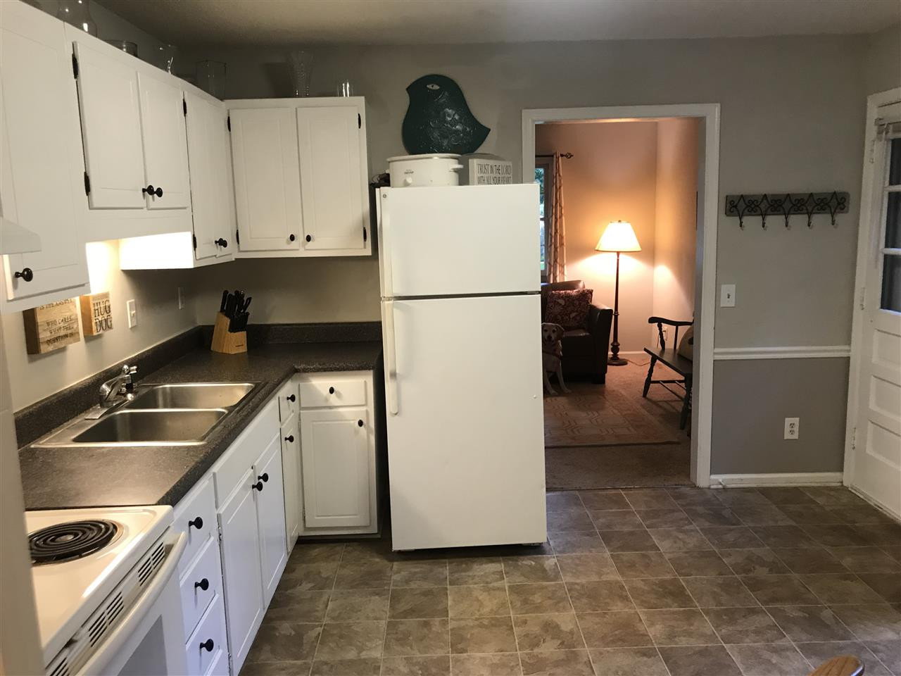 7208 Stuart Drive Raleigh, NC 27615 - Photo 6 of 11 Photo 6