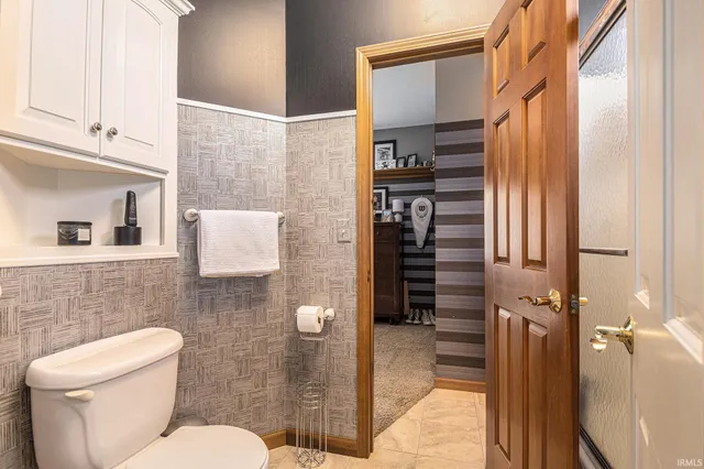 $1,295,000 | 136 Tulip Lane, Bremen, IN 46506