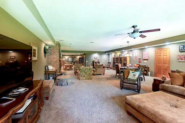 $1,295,000 | 136 Tulip Lane, Bremen, IN 46506