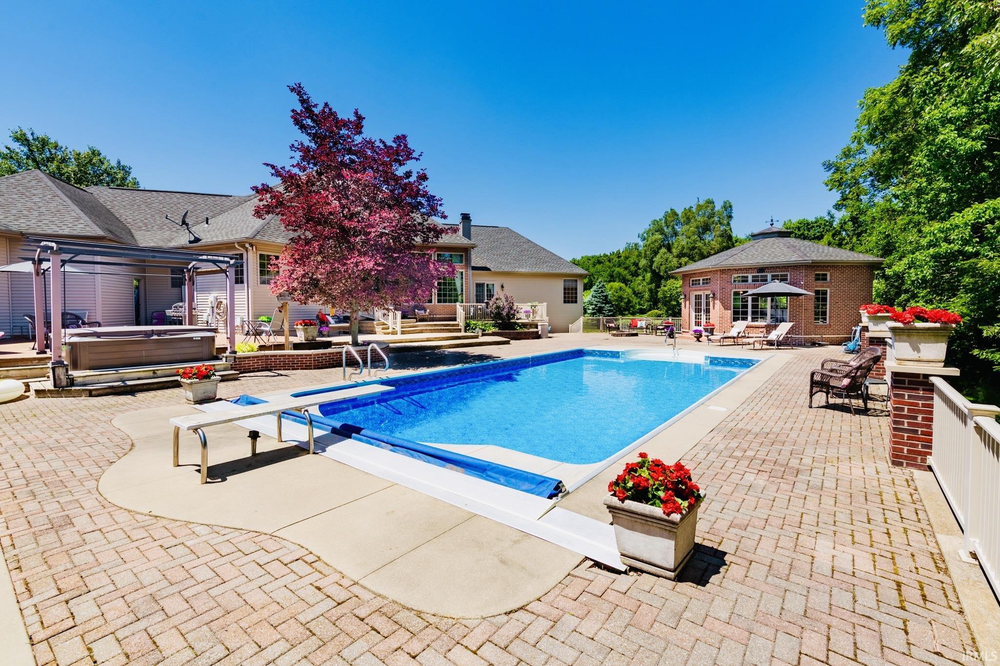 136 Tulip Lane Bremen, IN 46506 - Photo 33 of 36