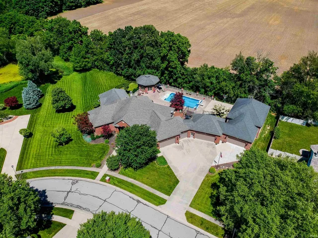 $1,295,000 | 136 Tulip Lane, Bremen, IN 46506
