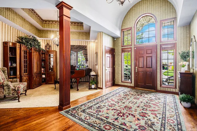 $1,295,000 | 136 Tulip Lane, Bremen, IN 46506