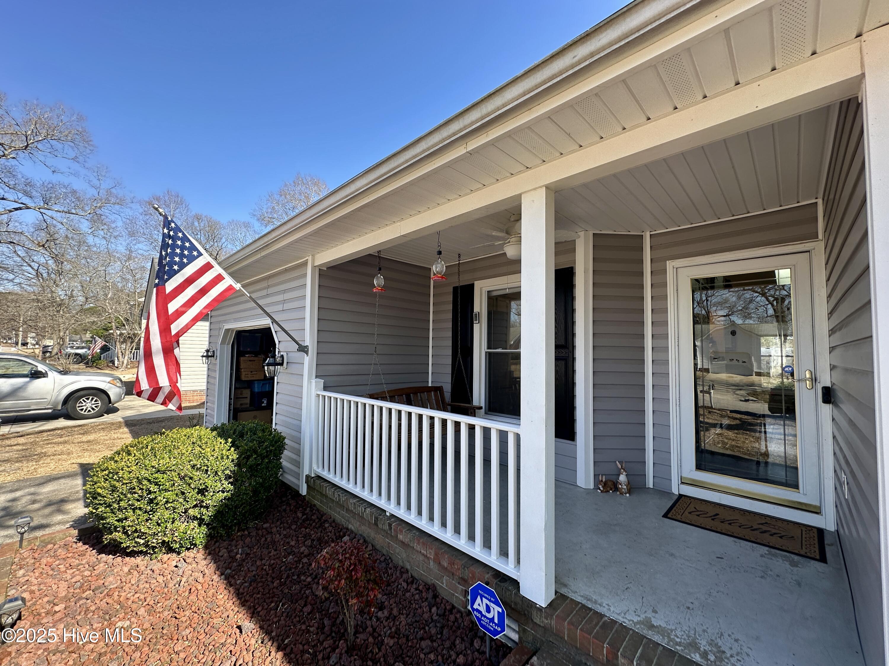 166 Raintree Circle Jacksonville, NC 28540 - Photo 6 of 57 166RaintreeCir_frontporch