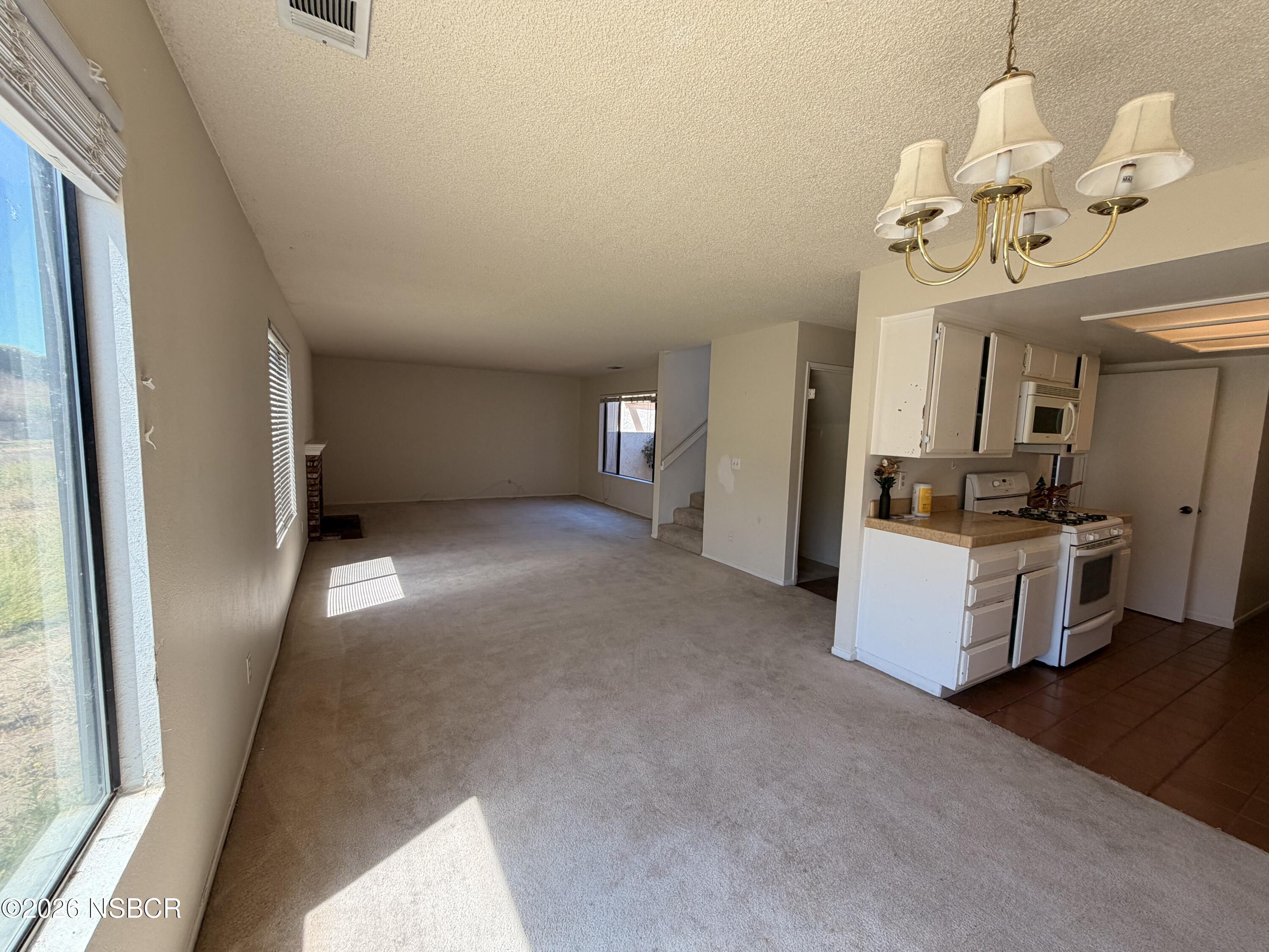 1208 Jamie Loop Santa Maria, CA 93454 - Photo 11 of 20 IMG_8398
