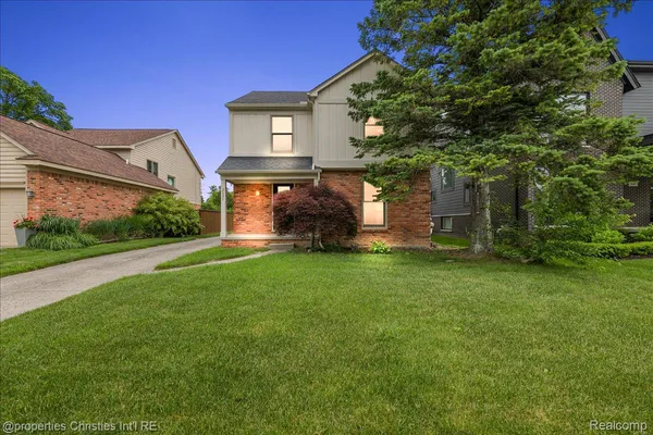 $3,750 | 2635 Dorchester Road, Birmingham, MI 48009