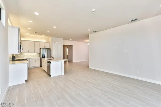 $2,800 | 15241 Cortona Way, Fort Myers, FL 33908