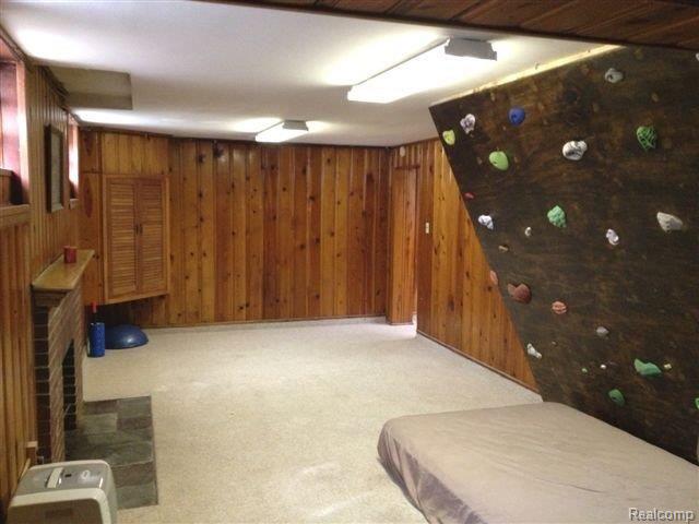 1386 Devonshire Road Grosse Pointe, MI 48230 - Photo 21 of 22 Basement