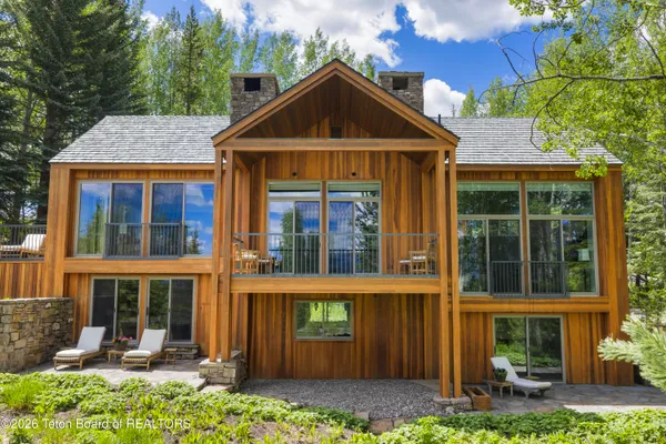 $10,495,000 | 5070 Beavertail Road, Wilson, WY 83014