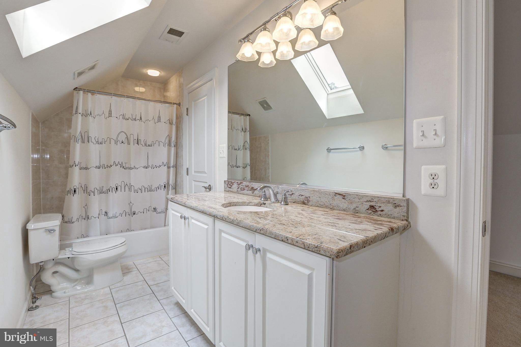 5922 Walhonding Road Bethesda, MD 20816 - Photo 24 of 28 Fourth Bath