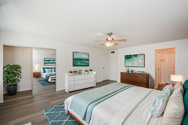 $175,000 | 9850 Pagewood Lane, Unit 1806, Houston, TX 77063