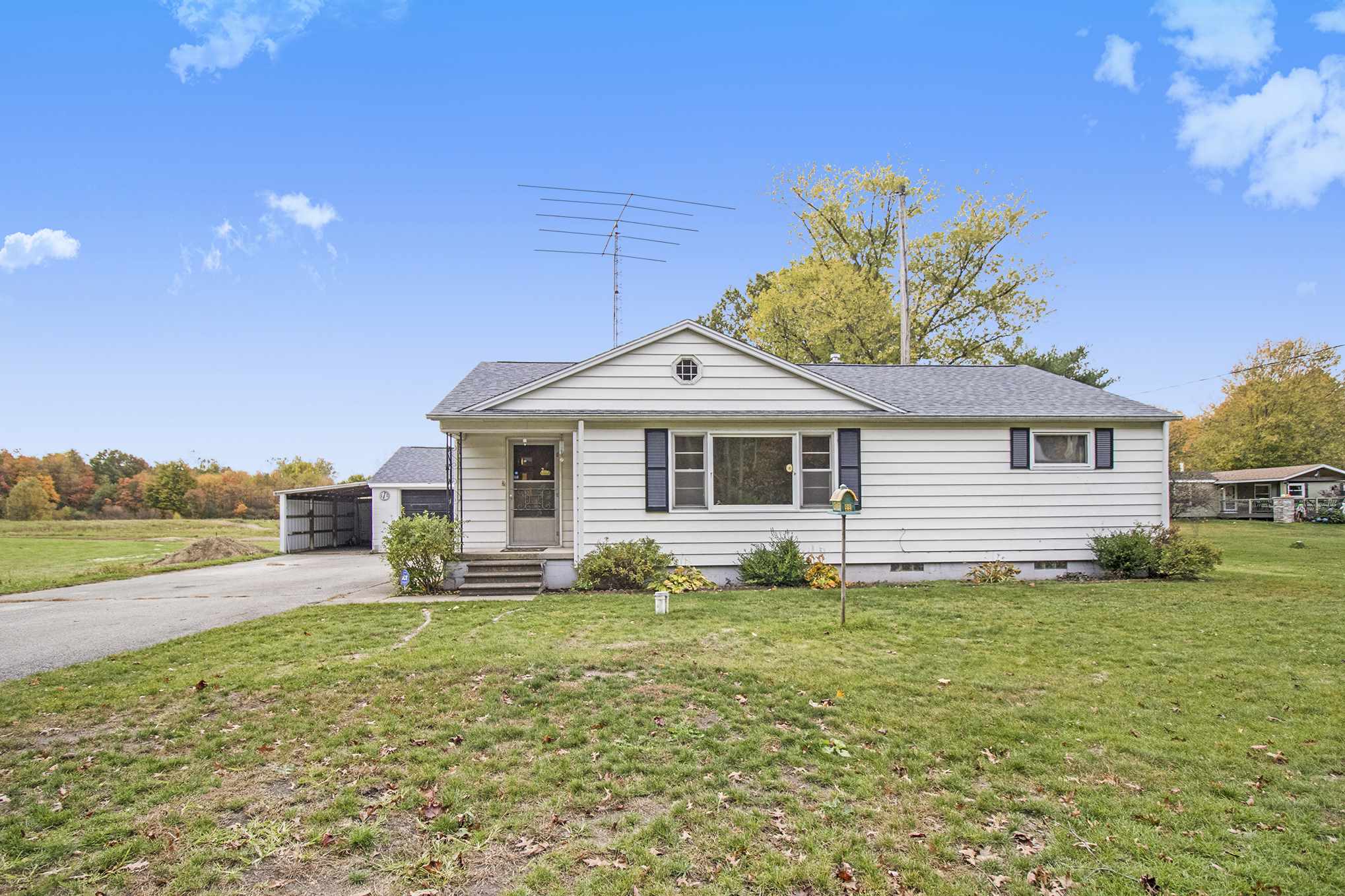 21400 Roosevelt Road South Bend, IN 46614 - Photo 1 of 19