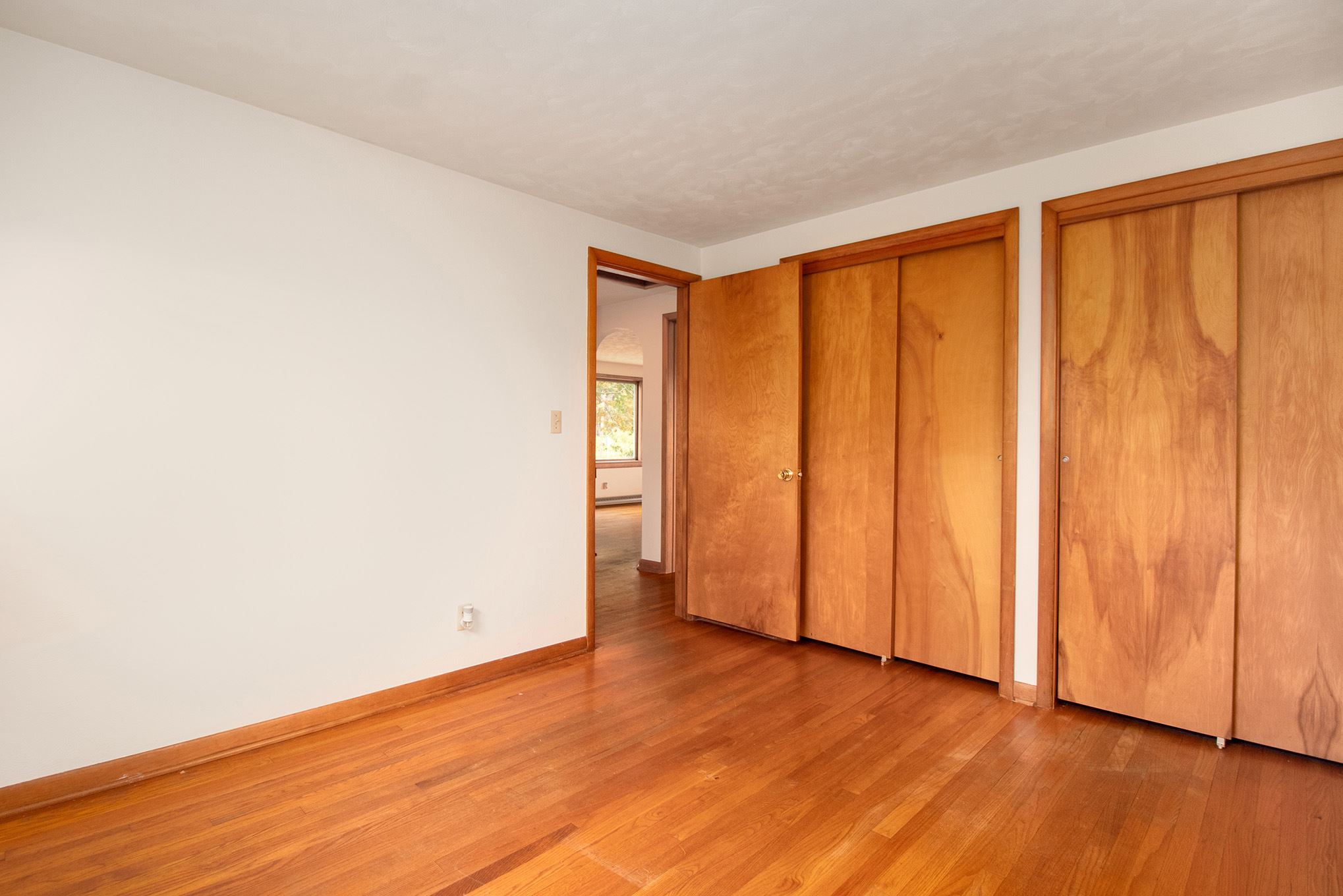 21400 Roosevelt Road South Bend, IN 46614 - Photo 16 of 19
