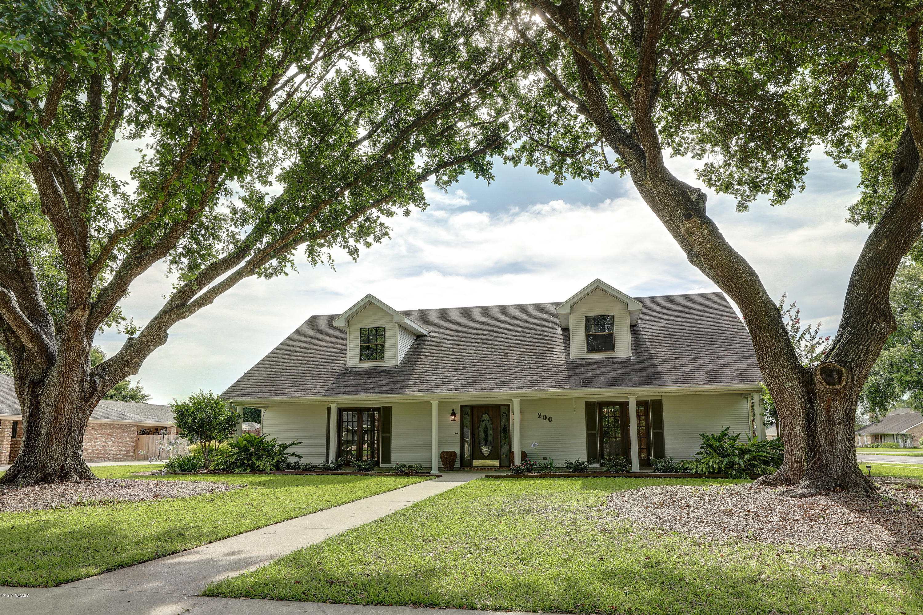200 Rue De Canne Broussard, LA 70518 - Photo 3 of 50 200 Rue de Cannes-4
