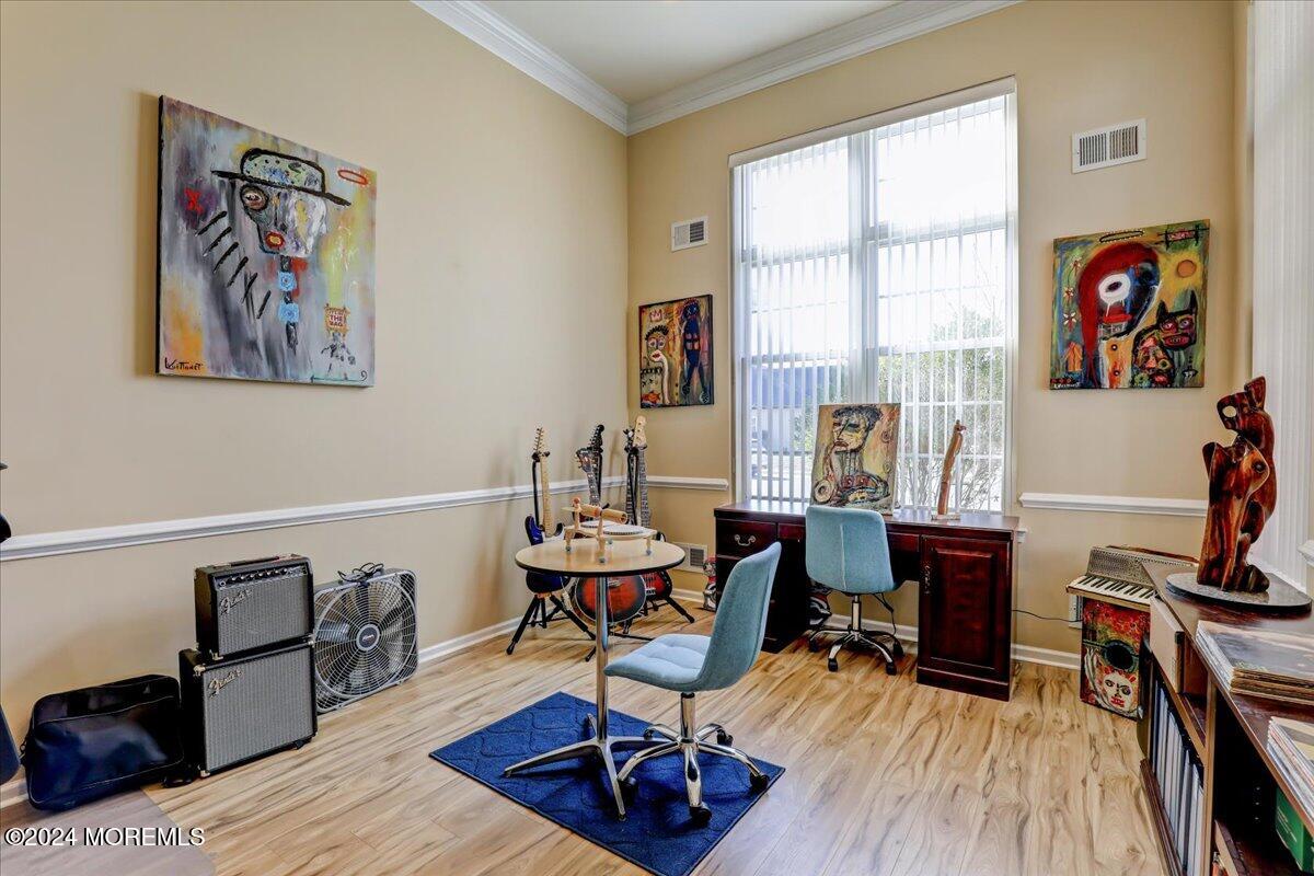 5 Exeter Drive Freehold, NJ 07728 - Photo 11 of 59 11-Office