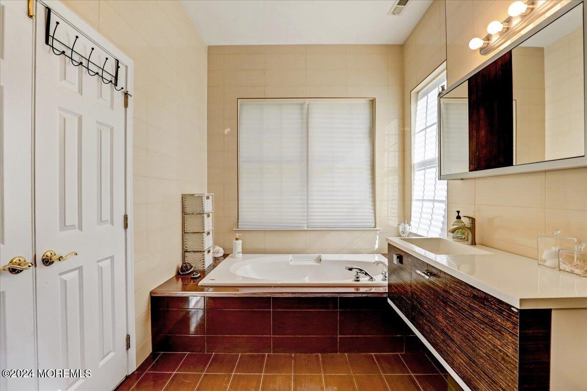5 Exeter Drive Freehold, NJ 07728 - Photo 25 of 59 25-Primary Bathroom