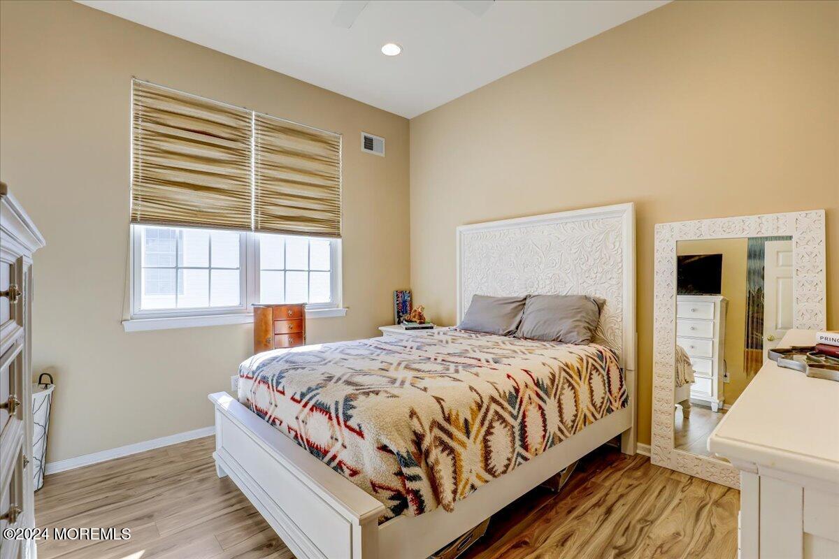 5 Exeter Drive Freehold, NJ 07728 - Photo 28 of 59 28-Bedroom