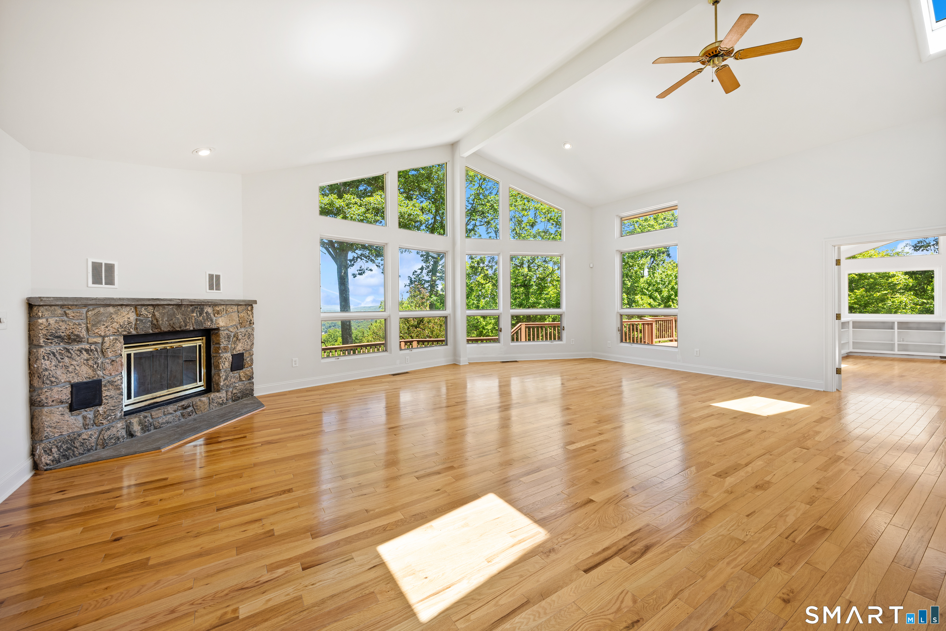 162 Short Woods Road New Fairfield, CT 06812 - Photo 8 of 40