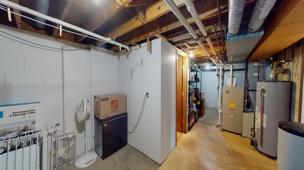 $189,000 | 1606 Frank Hall Drive, Albert Lea, MN 56007