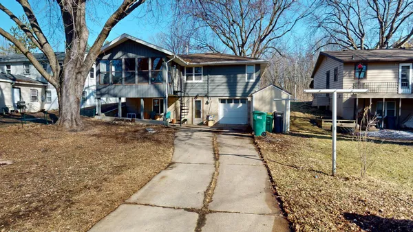 $189,000 | 1606 Frank Hall Drive, Albert Lea, MN 56007