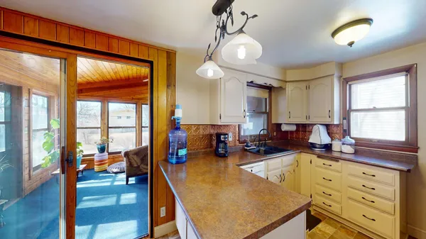 $189,000 | 1606 Frank Hall Drive, Albert Lea, MN 56007