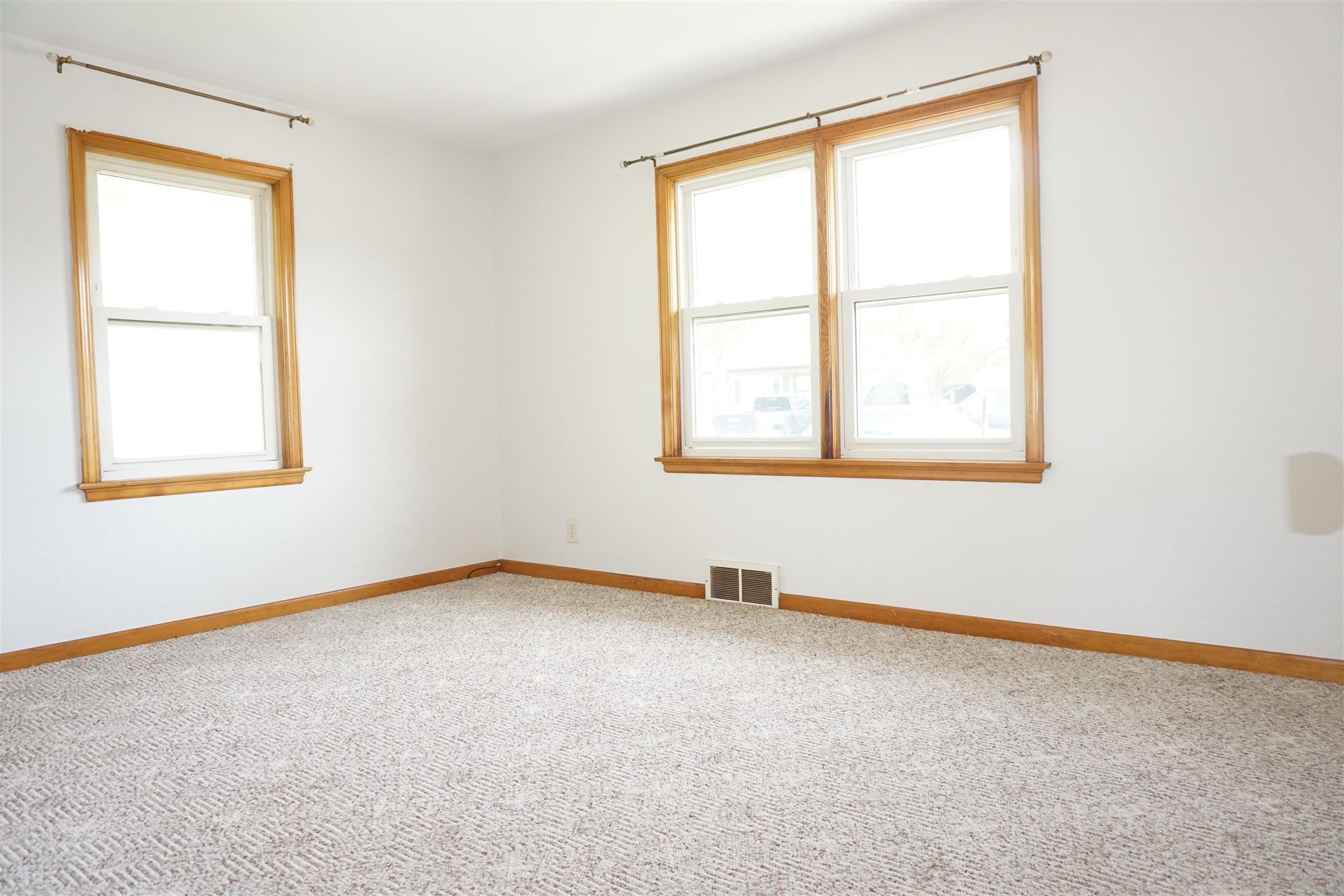 1503 Tennell Road Pekin, IL 61554 - Photo 11 of 17 Gallery Image 11