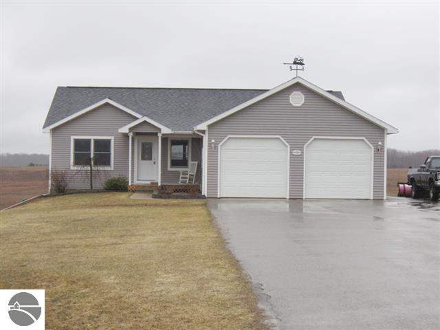 6201 Rahe Road Kingsley, MI 49649 - Photo 2 of 30 1744432-1.JPG